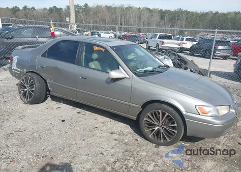 1999 Toyota Camry Le V6 from USA, damaged, VIN JT2BF28K3X0156576